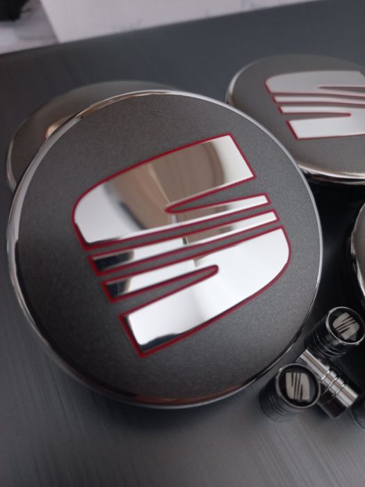 Seat - set 4 capace pentru jante aliaj