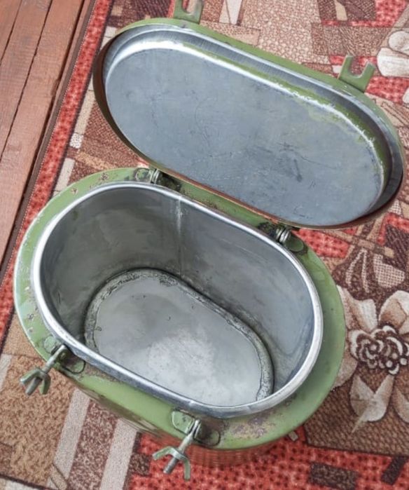 Продается термос