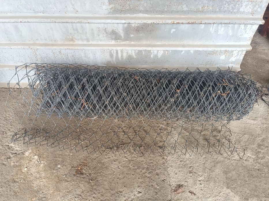 Продам сетку в отличном состоянии