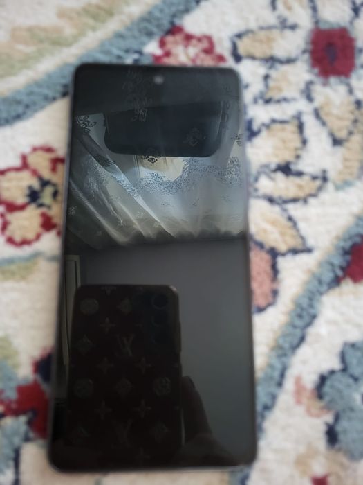 Продам смартфон Samsung