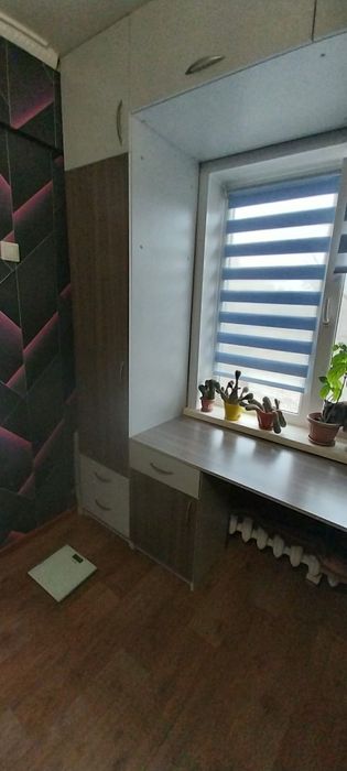 Продам гарнитур для ученика 230000тг.