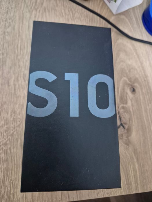 Vând Samsung Galaxy S10