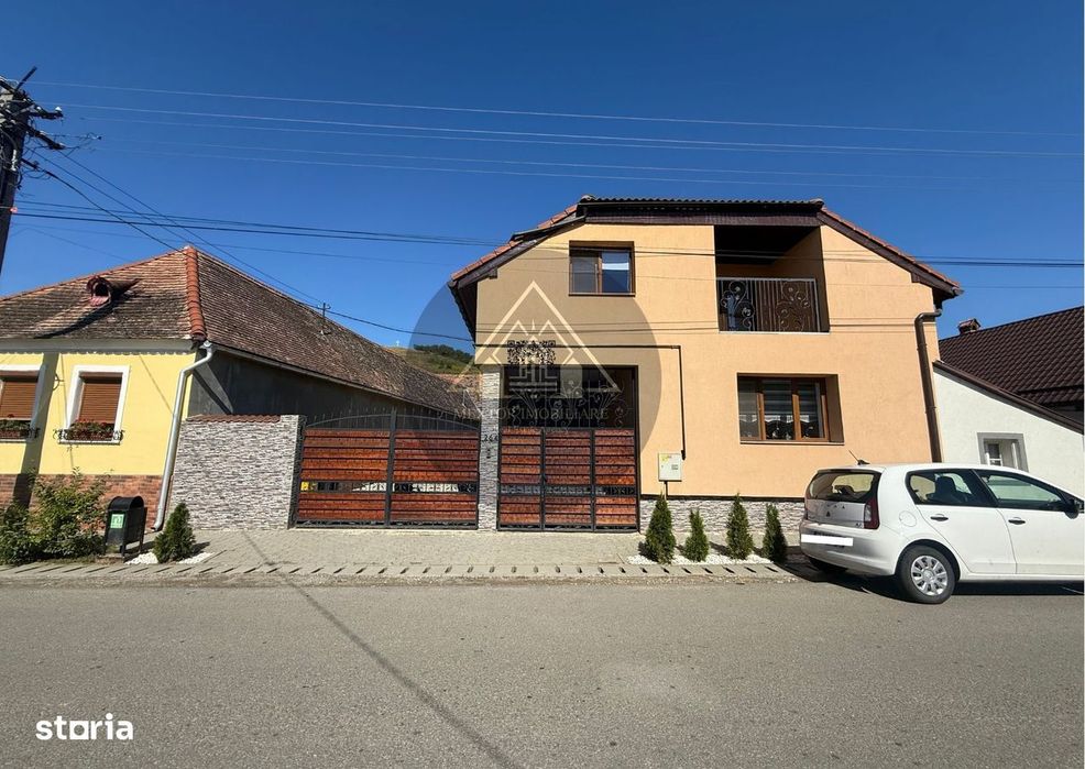 Casa de 4 camere, de vanzare