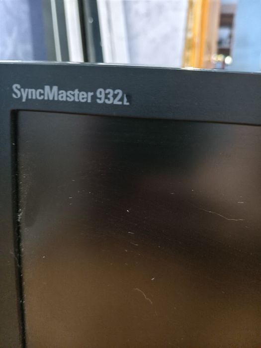Монитор Samsung syncmaster 932b
