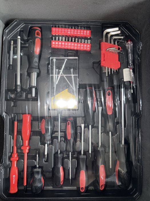 Trusa de scule keltin - 187 piese \ valiza aluminiu cu roti
