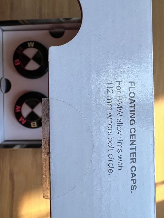 56 мм Карбонови Капачки (Floating) за Джанти BMW (за F- и G- модели)