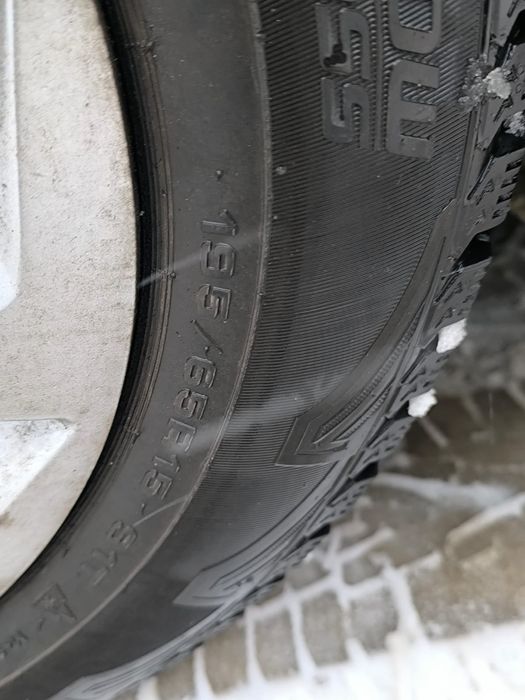 Продам шины комплек летние