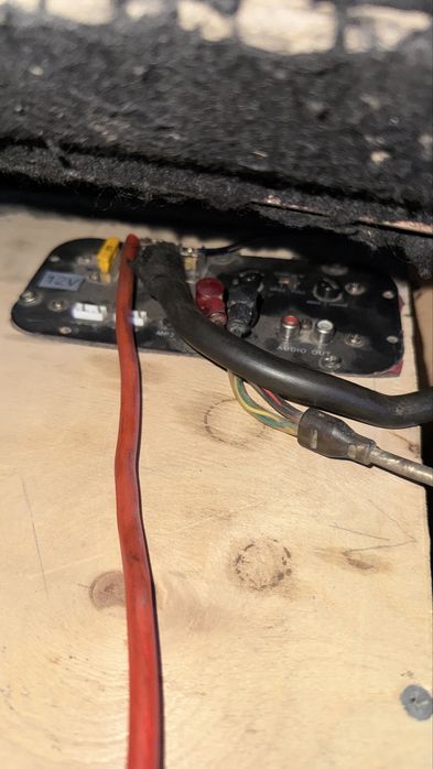 Сабвуфер 1600Ватт