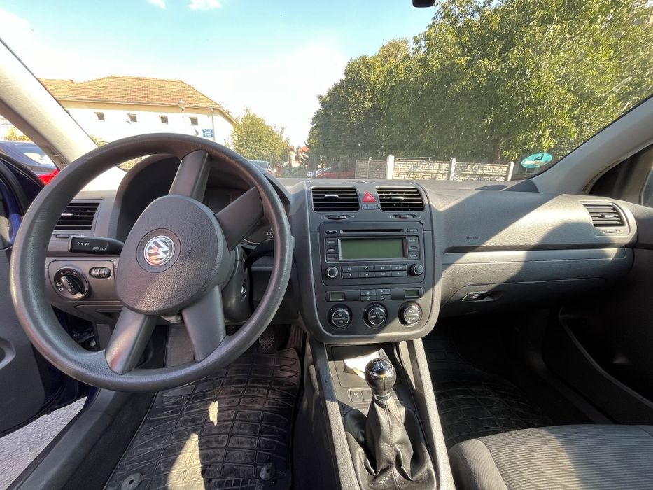 Vând URGENT Golf 5