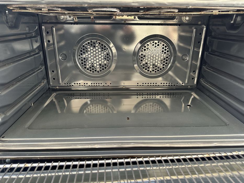 Професионална газова печка Смеф/Smeg