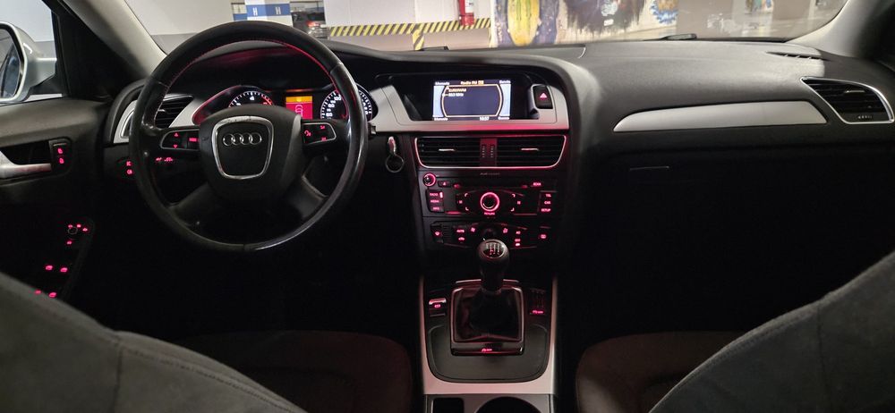 Vand AUDI A4, 2.0 diesel, an 2012, Led, Manual 6+1, Ingrijit, Acte la Zi