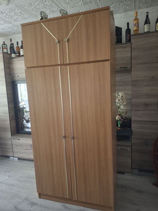 Vand canapea extensibil și dulap