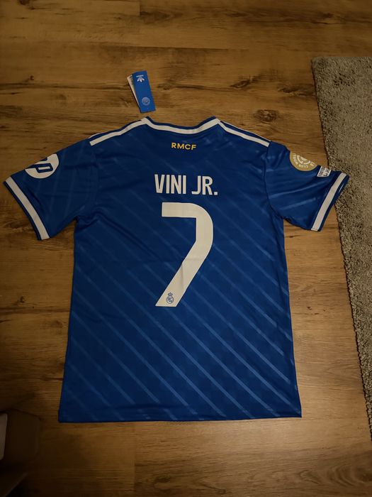 Tricou Vini jr.