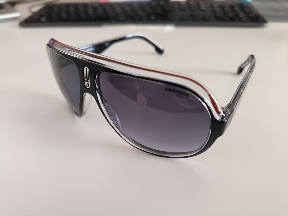 слънчеви очила CARRERA