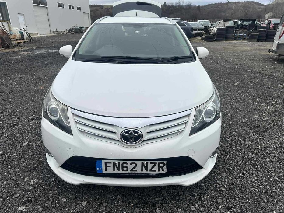 На части: Toyota Avensis 2. 0 D-4D T27, 2012 г.