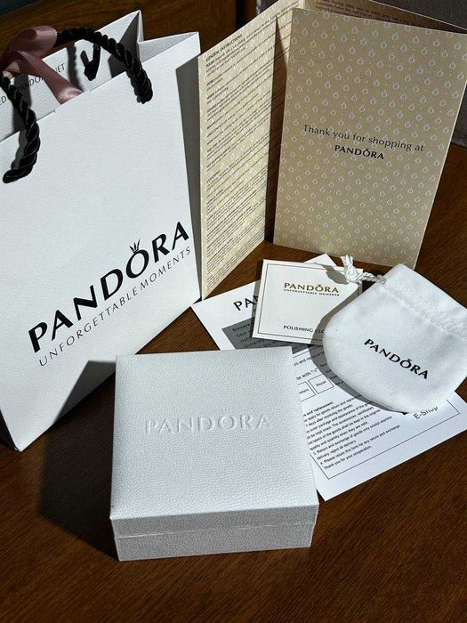 Браслет с сияющей застёжкой в форме сердца PANDORA