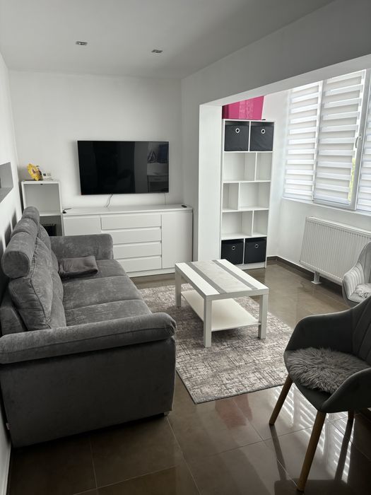 Inchiriez apartamet cu 2 camere