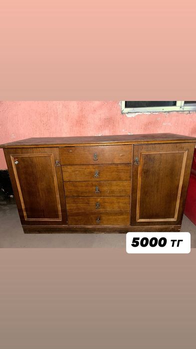 Продам комод тумба под телевизор и детский столик,