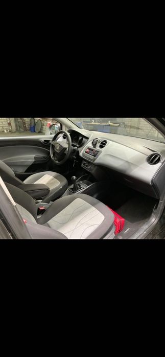 Vând Seat Ibiza 1.4 benzina