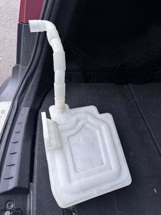 Seat Altea резеровар за течност за чистачки