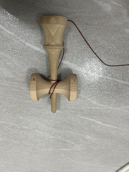 Ken prism kendama