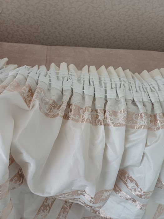 Продам недорого красивые шторы