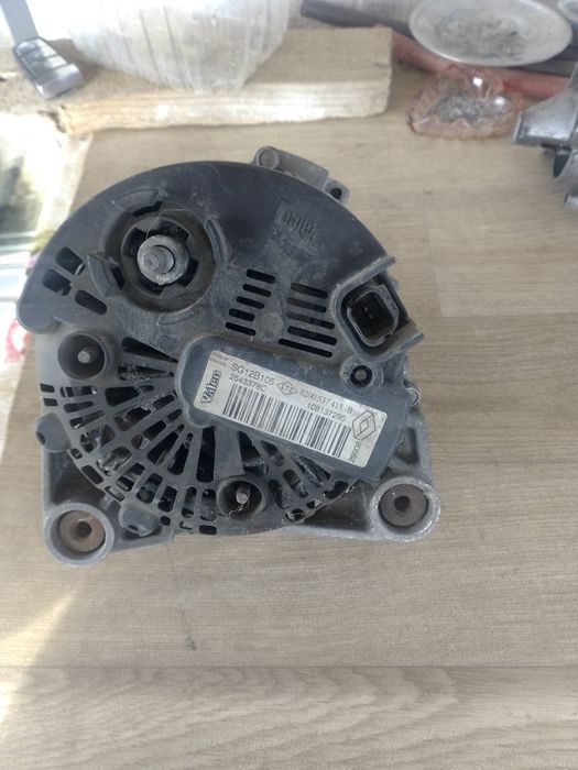 Vînd alternator Renault Clio sau logan 15 dci sau 14- 16 benzina