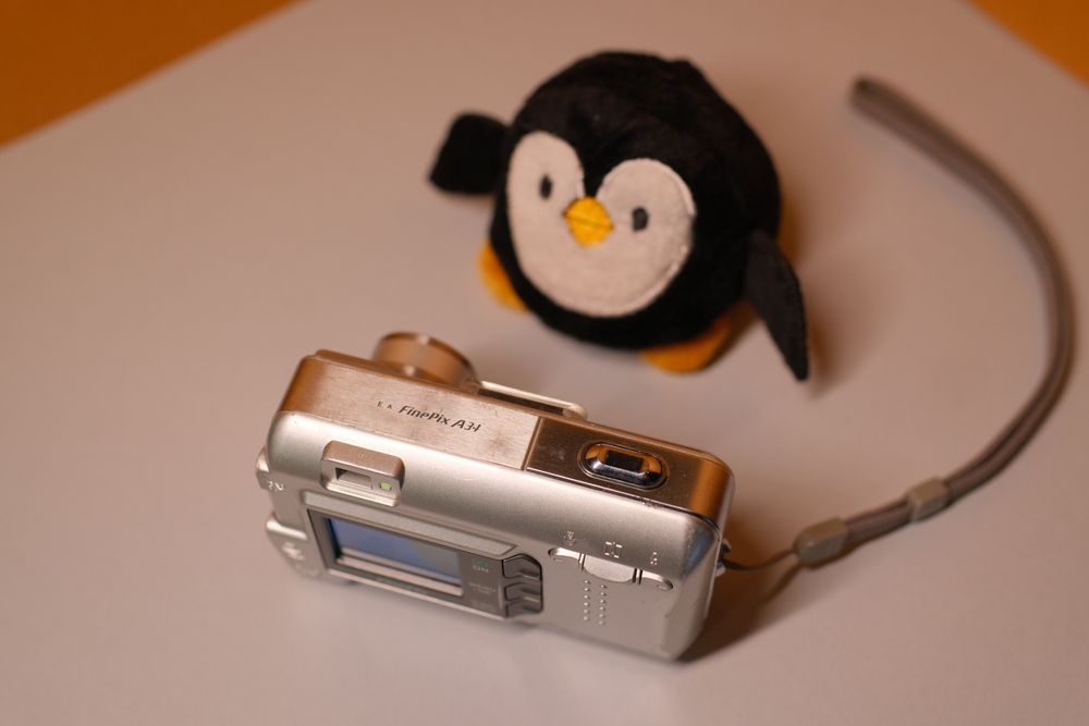 Fujifilm FinePix A340 full box