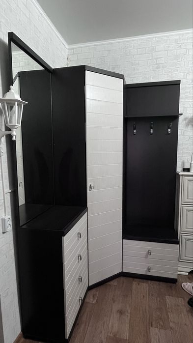 Продается прихожая