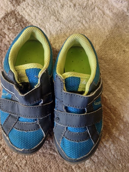 Детски маратонки номер 26