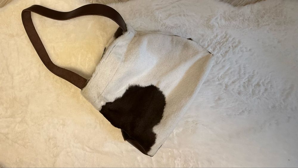 Дамска чанта от естествена телешка кожа