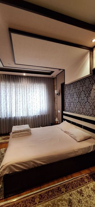 Спальный гарнитур  1 та