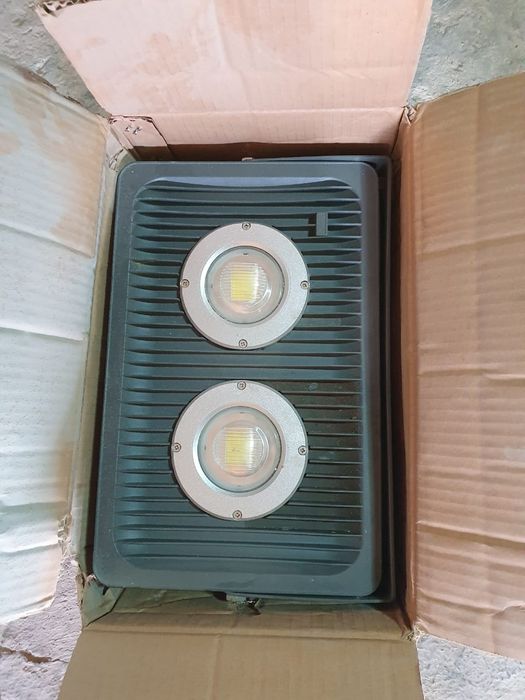 Свитильник светодиод мощный 200 Вт