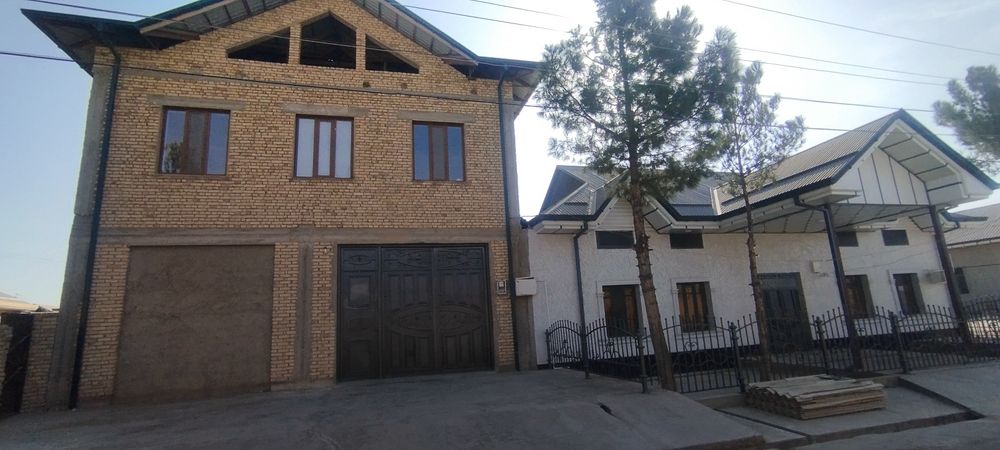 Yangi xovli Sotiladi