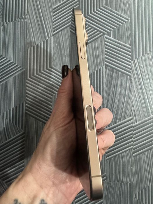 Чисто нов iphone 16 PRO MAX