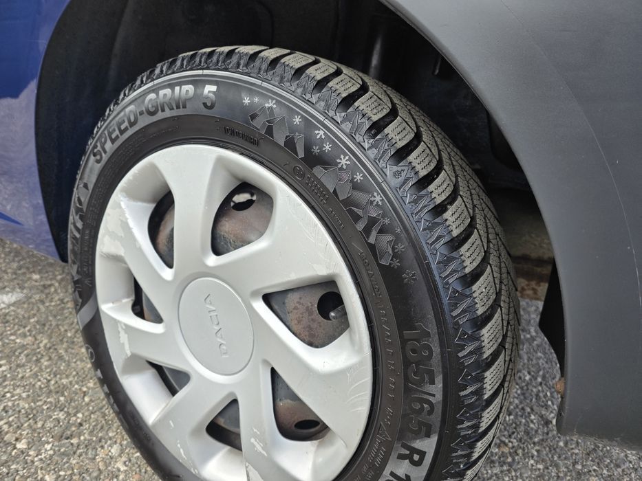 Logan Mcv Facelift//2009 // - 1999 euro !