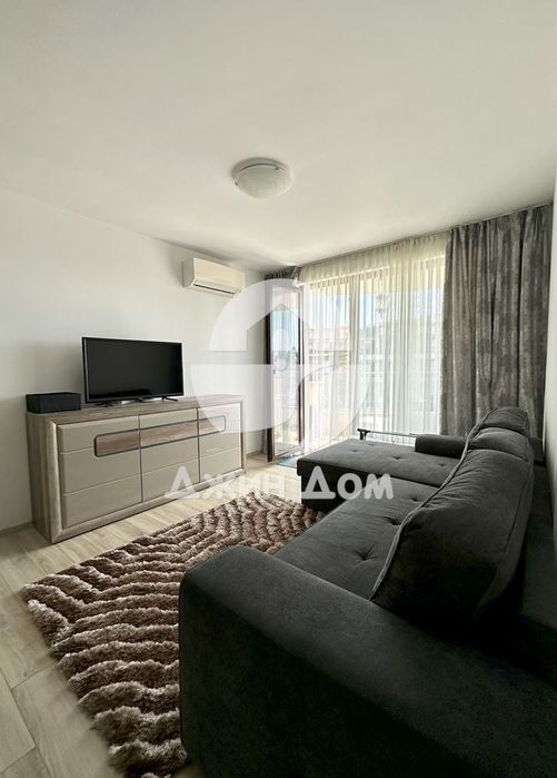 Продава се Двустаен апартамент в Свети Влас - 67 кв.м за 1612 €/кв.м - Снимка #2