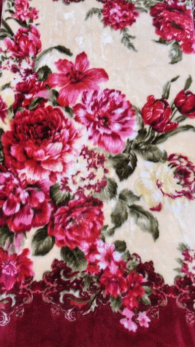 Yangi holatdagi adyollar sotiladi.