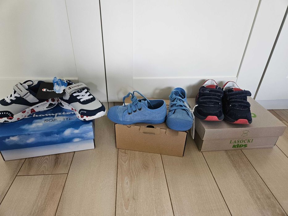 Adidasi noi baieti marime 22-24