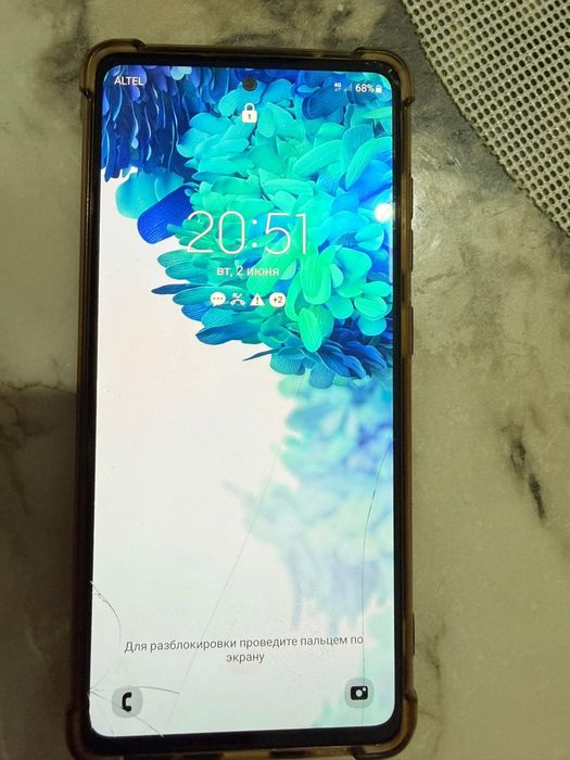 Продам Samsung S20 FE 128gb