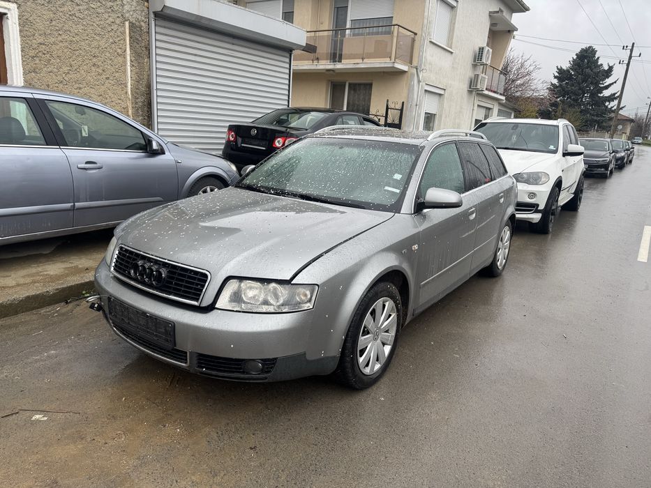 Ауди а4 2.5 ТДИ 163 коня на части