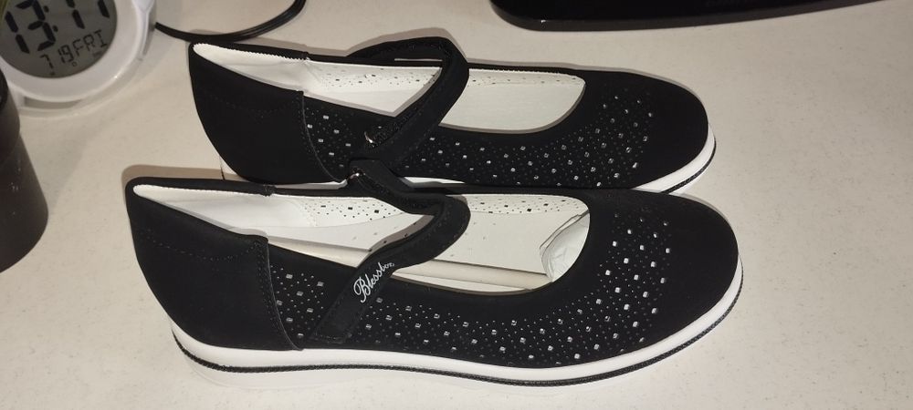 Срочно продам туфли