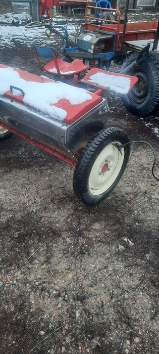 Сеялка, разбрасыватель