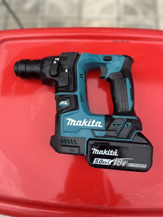 Акумулаторен перфоратор MAKITA DHR171