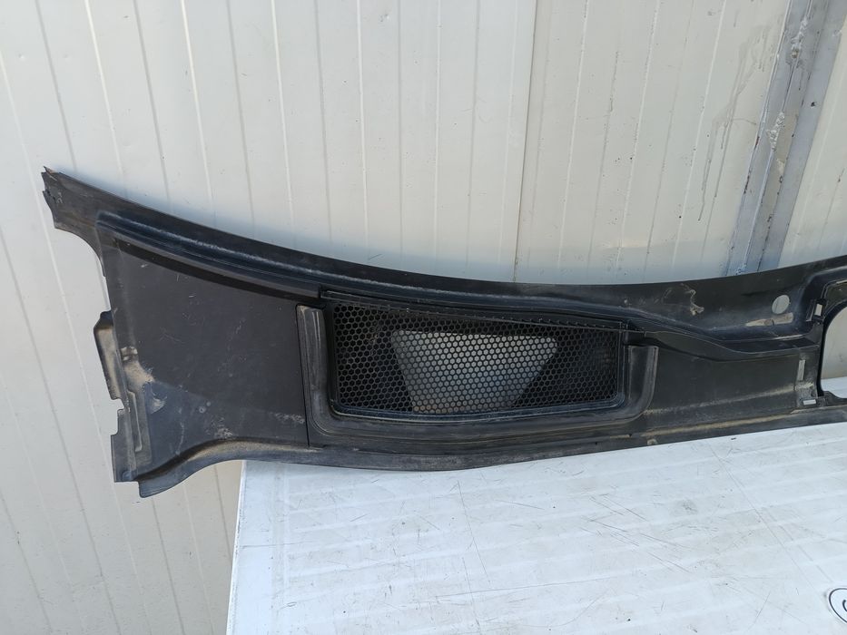 Grila ornament ștergătoare audi Q8