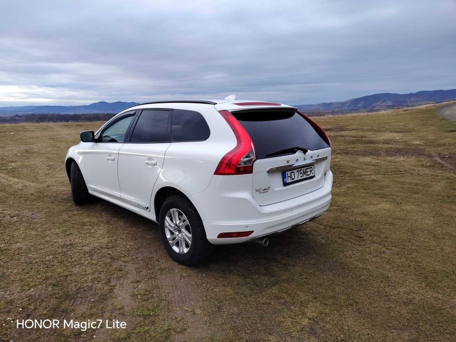 Volvo XC60 2L automat 2016 2 x seturi jante aluminiu