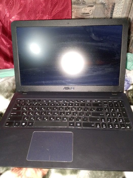 Обменяю ноутбук Асус