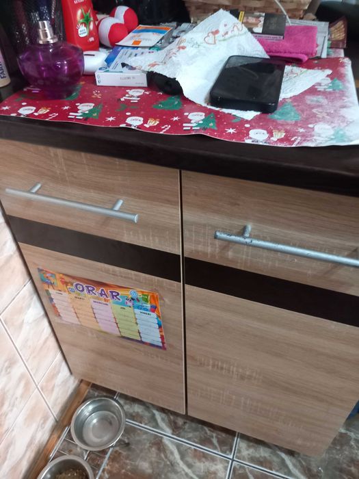 Vand mobila bucatarie