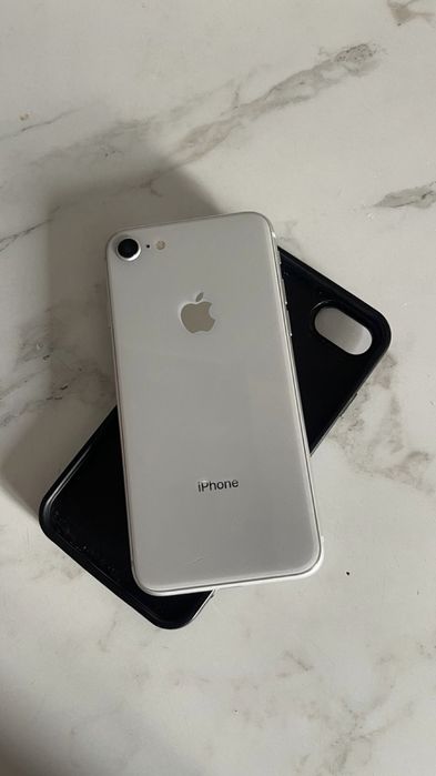iPhone 8 идеал сост