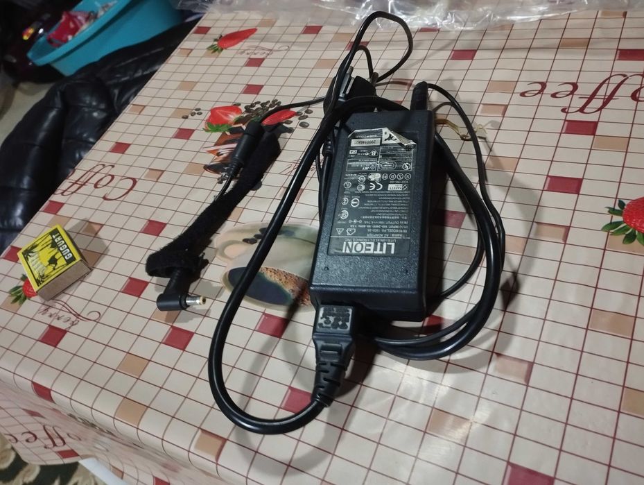 ASER ноутбук сотилади